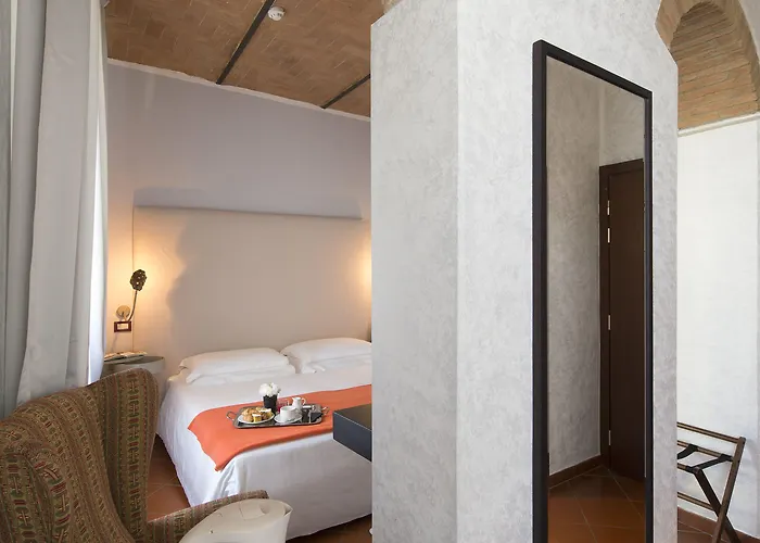 De La Pace, Sure Collection By Western Hotel