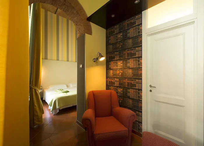 De La Pace, Sure Collection By Western 4*