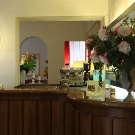 Hotel De La Pace, Sure Collection By Western Florence