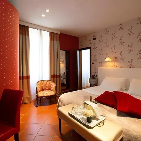 De La Pace, Sure Collection By Western Отель 4*