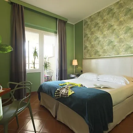 De La Pace, Sure Collection By Western Otel