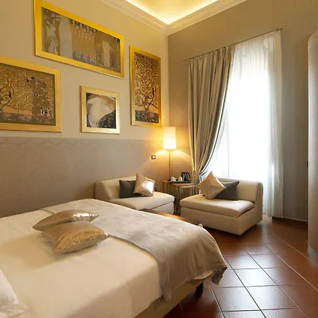 De La Pace, Sure Collection By Western 4*